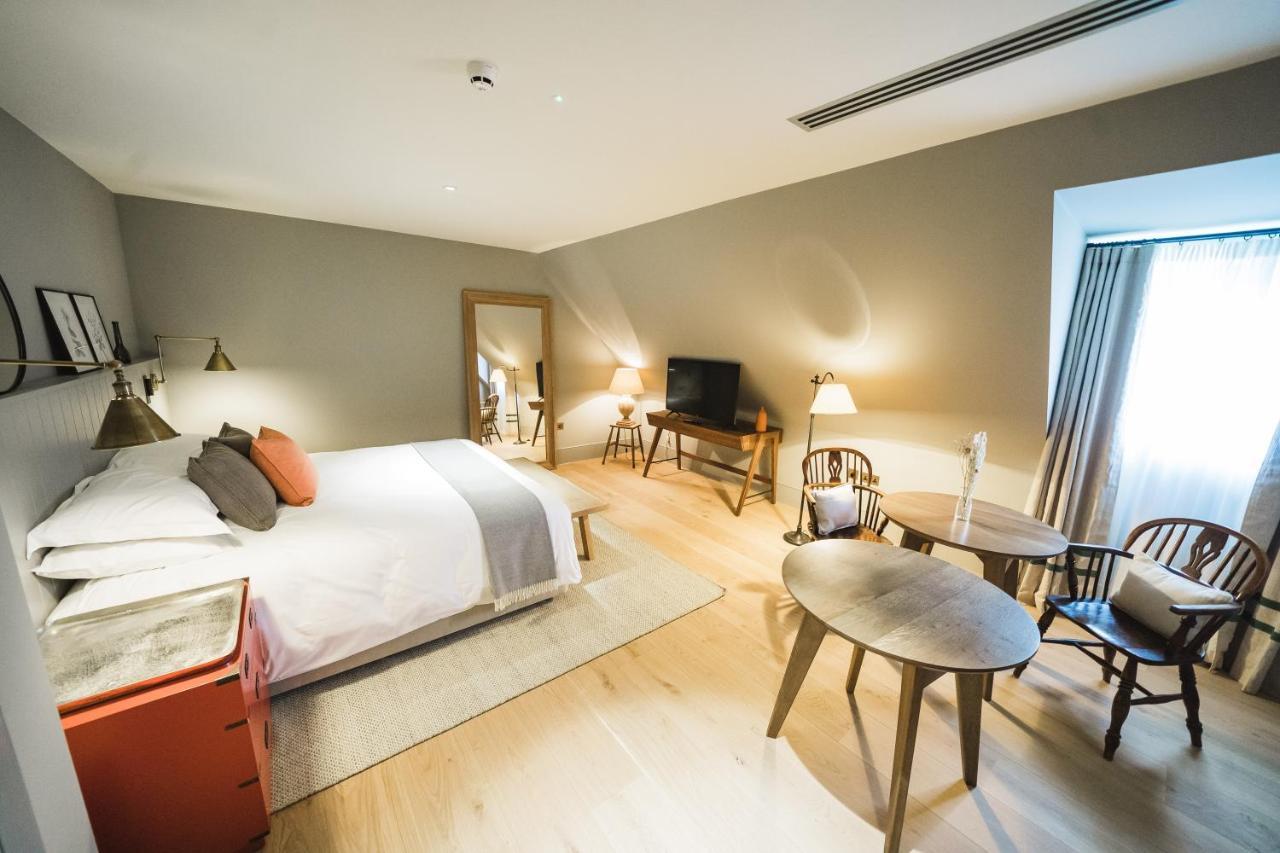 Highfield Park Hotel Hook  Bagian luar foto
