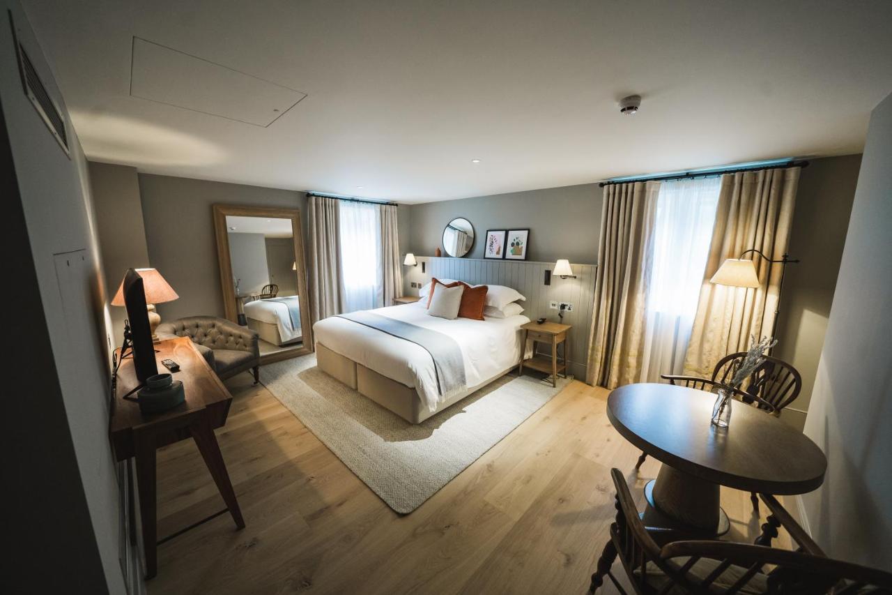 Highfield Park Hotel Hook  Bagian luar foto