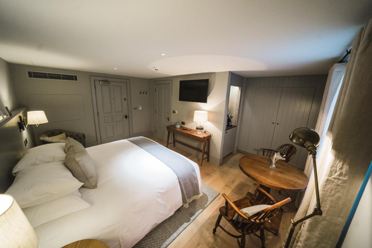 Highfield Park Hotel Hook  Bagian luar foto