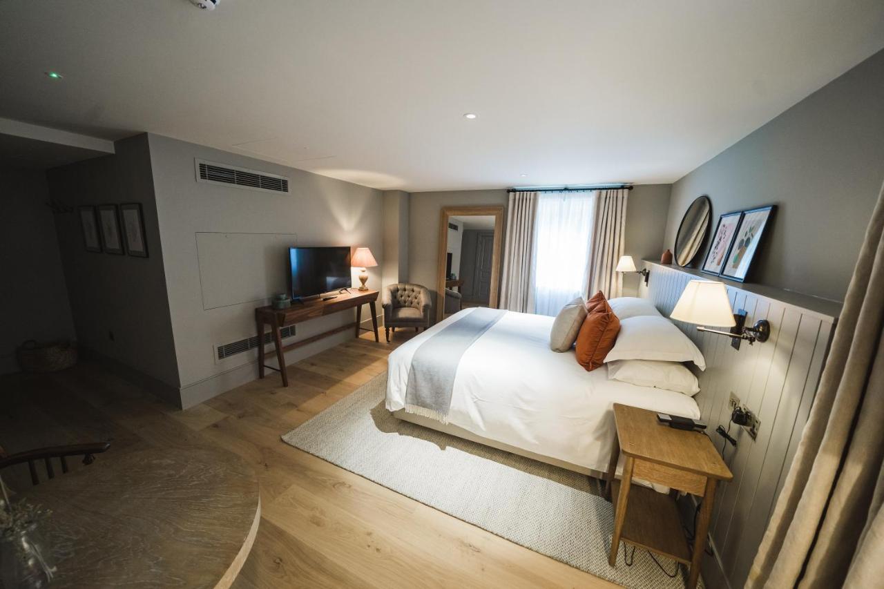 Highfield Park Hotel Hook  Bagian luar foto