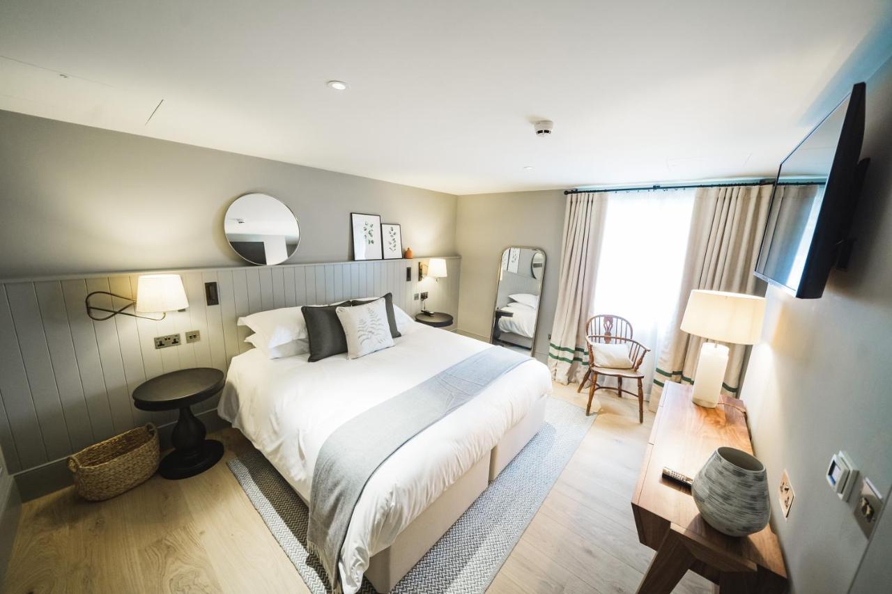 Highfield Park Hotel Hook  Bagian luar foto