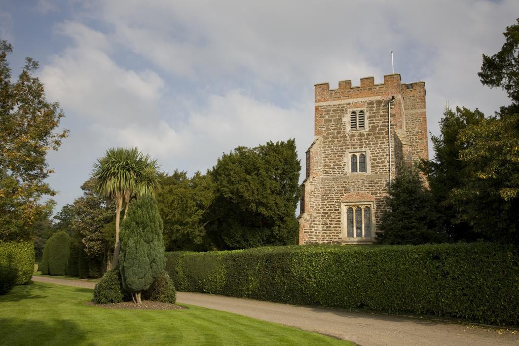 Highfield Park Hotel Hook  Bagian luar foto