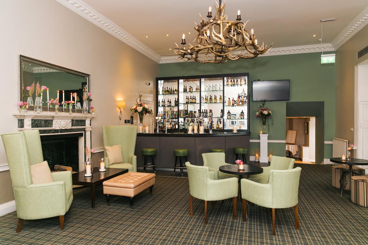 Highfield Park Hotel Hook  Bagian luar foto