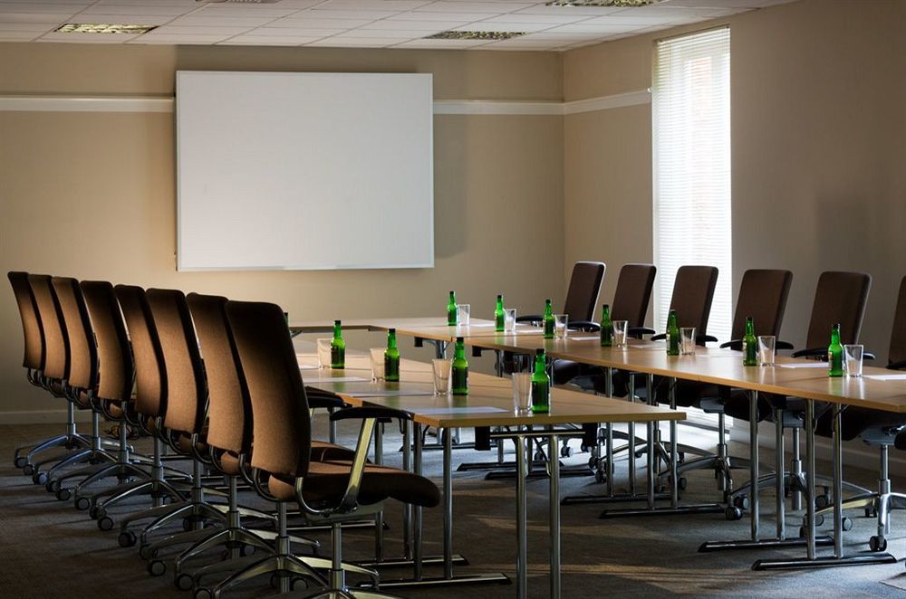 Highfield Park Hotel Hook  Bagian luar foto